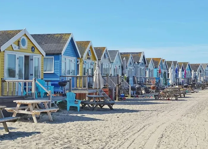 Beach Walk Southbourne Sobo Beach Sleeps 4